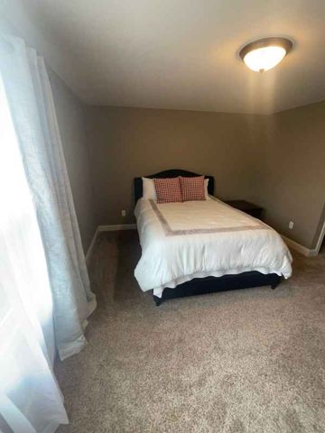 Toward closet