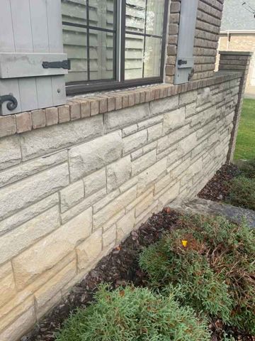 Stone veneer detail