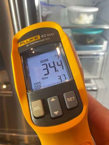 Refrigerator 34 °F