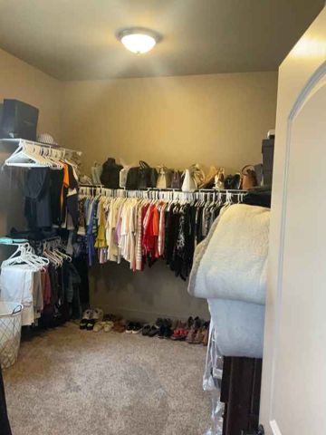 Walk-in closet